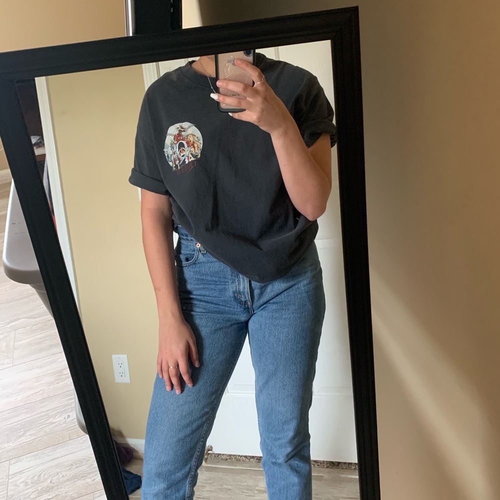 Urban Outfitters Queen Band Tee 🖤